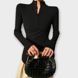 Michiko – Elegantiška megzta marškinė slim fit kirpimo