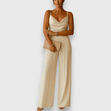 Yelina – Elegantiškas kostiumas