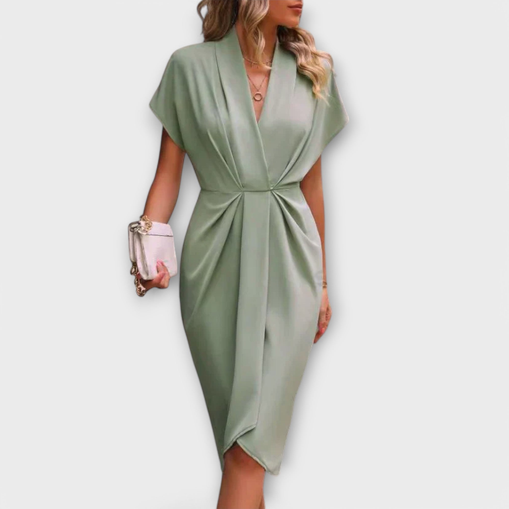 Serena – elegantiška ir patogi midi apsivyniojanti suknelė